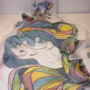 Fular con el diseño muller acurrucada